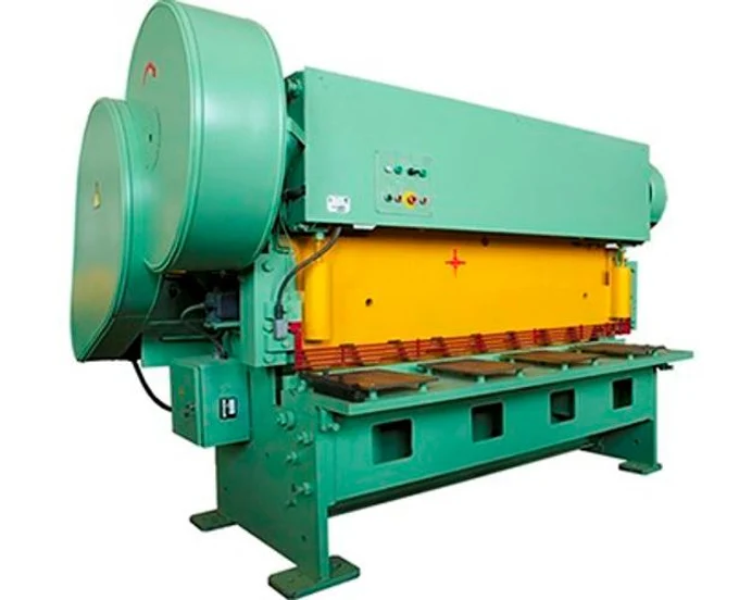 Гильотина 2,2м 